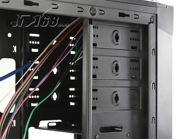先马刺客1机箱产品图片27-IT168